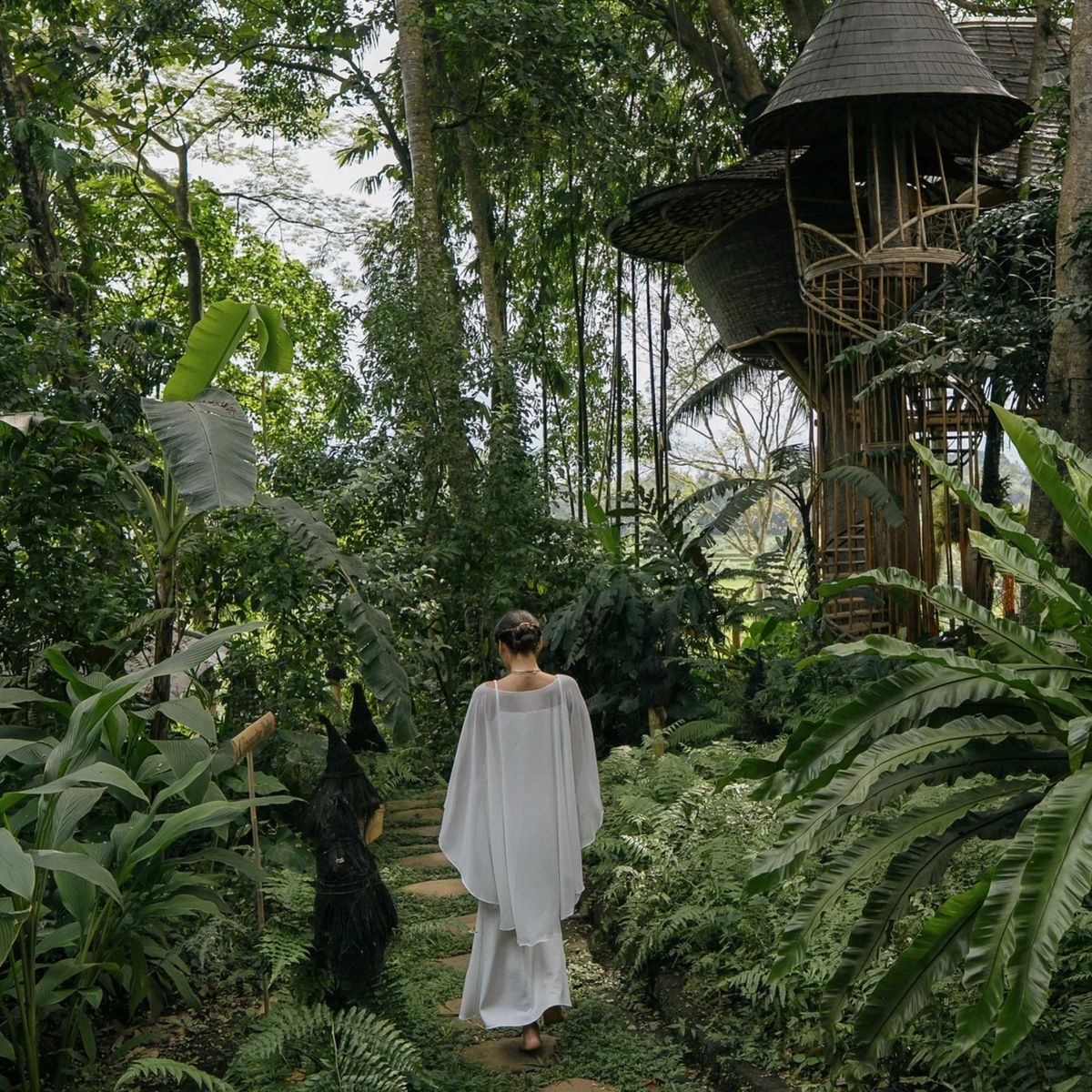 Bambu Indah slide