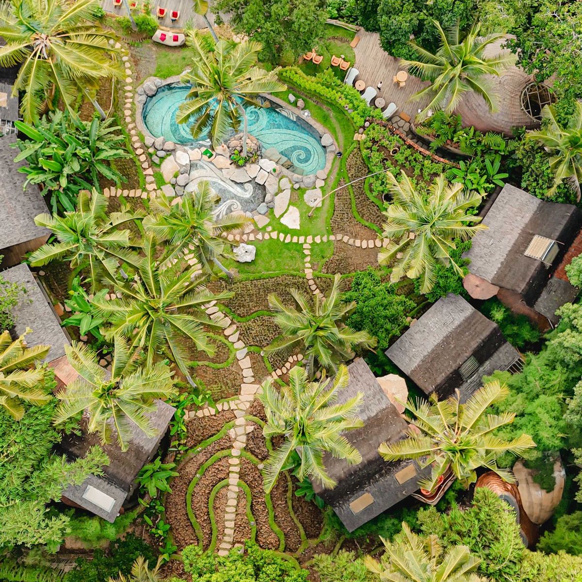 Bambu Indah slide
