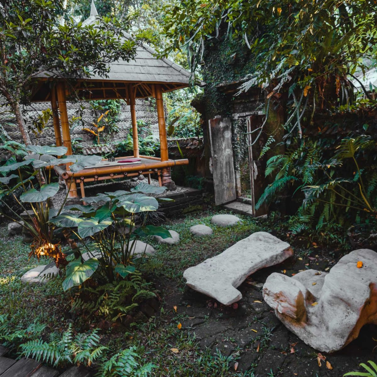 Bambu Indah slide