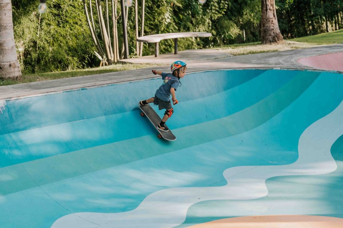 Komune Resort slide