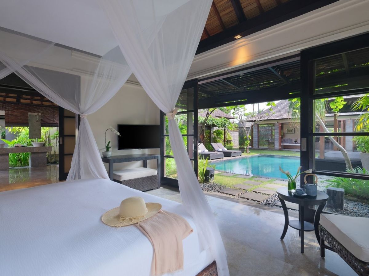 Peppers Seminyak slide