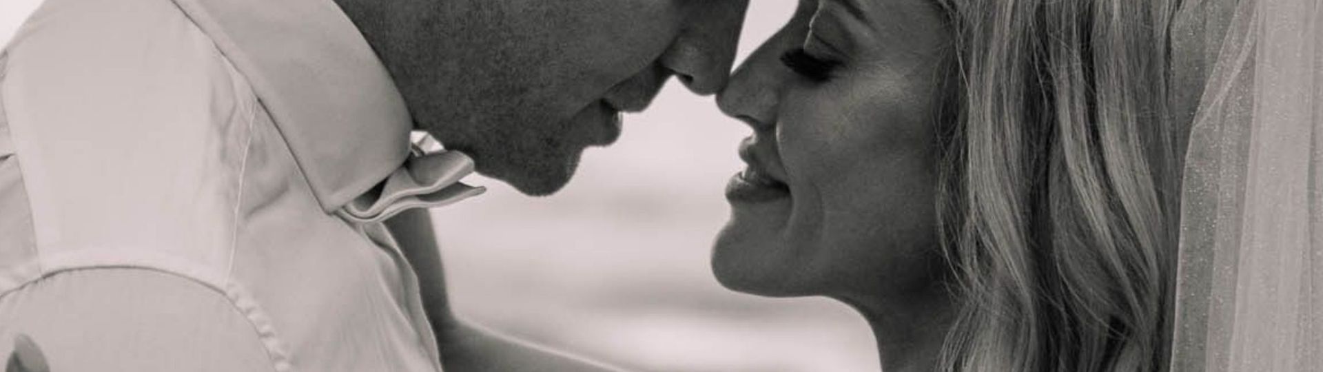 Ashleigh & Brandon’s Vibrant Coastal Celebration at Jagaditha Cemagi