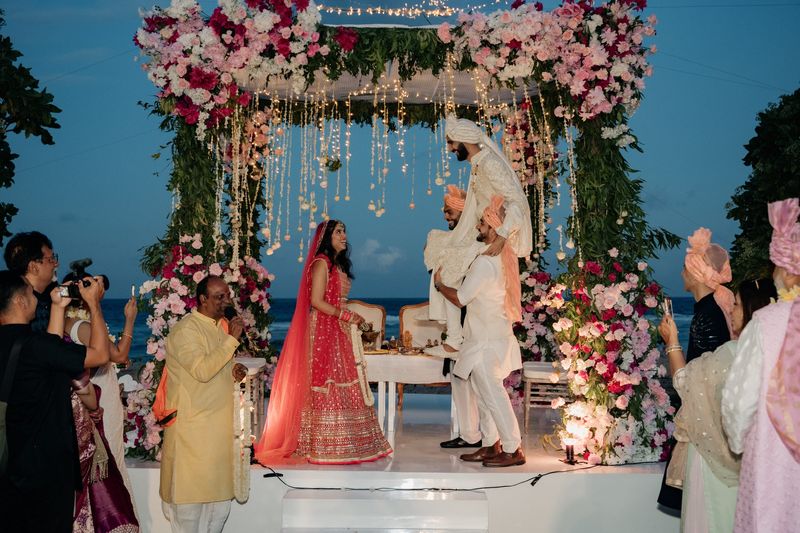 090625_NishaVirat_4444