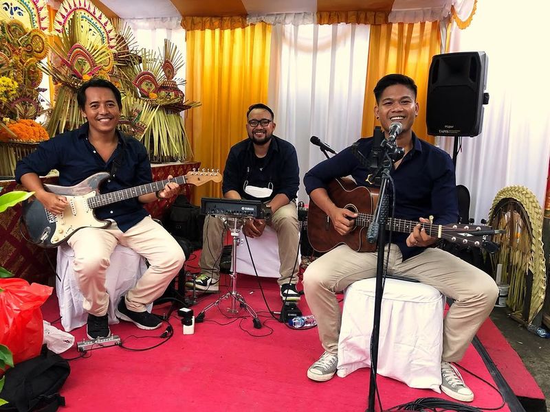 Gigs today! Wedding event surya & Diah.Thx for having us!